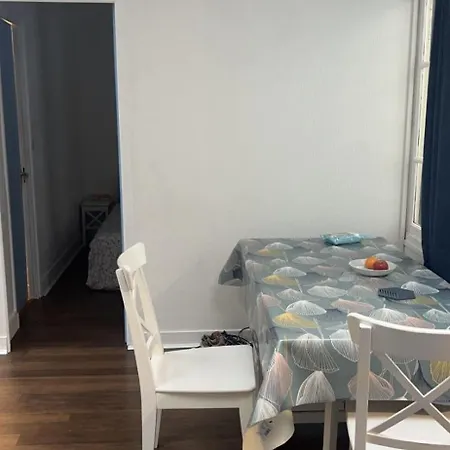 Appartamento Beautiful Flat Champs-elysée Parigi