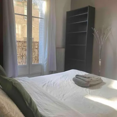 Beautiful Flat Champs-elysée * Parigi